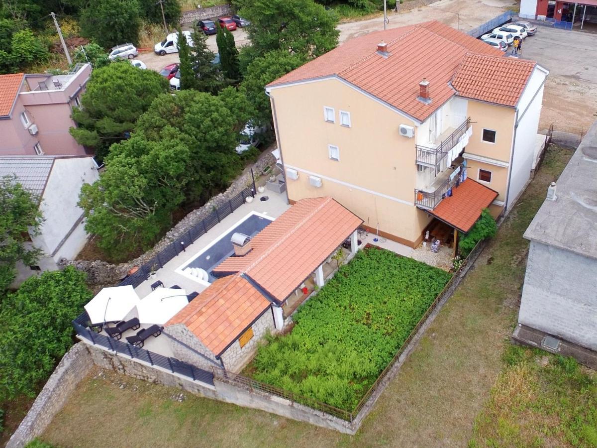 Apartments Njegovan Crikvenica Exterior photo